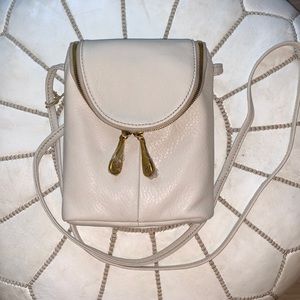 Hobo Fern Crossbody in Powder White NWT
